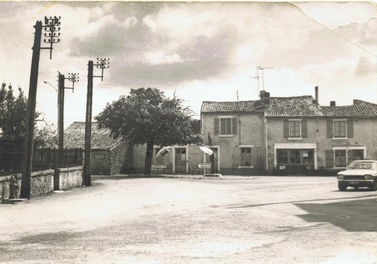 Place de la mairie-02